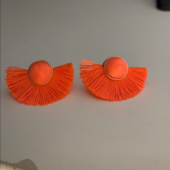 BaubleBar Jewelry - BAUBLEBAR summer fun fringe pink peach orange gold earrings NEW